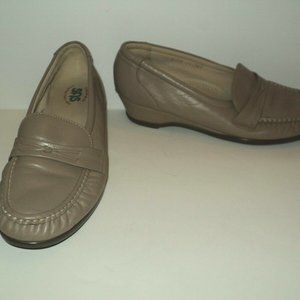 SAS Women's 8.5 N Easier Moccasins Mocha Tan Tripad Comfort Shoes